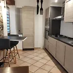 Vittoria House Стреза